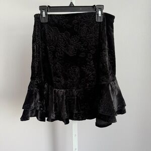 AQUA Black Velvet Floral Embossed Ruffle Mini Skirt sz S Witchy Goth